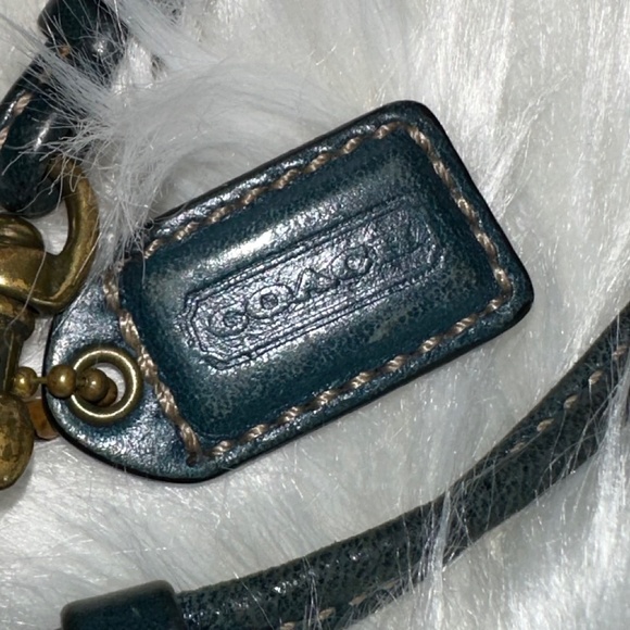 π₯π₯π₯RARE C O A C H wristlet- Blue Leather-white hair - Great Condition!!π₯π₯π₯ - Picture 5 of 12